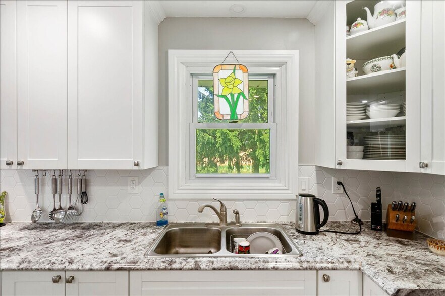 More Photos Of 383731 Salford Rd, Salford Freestanding For Sale