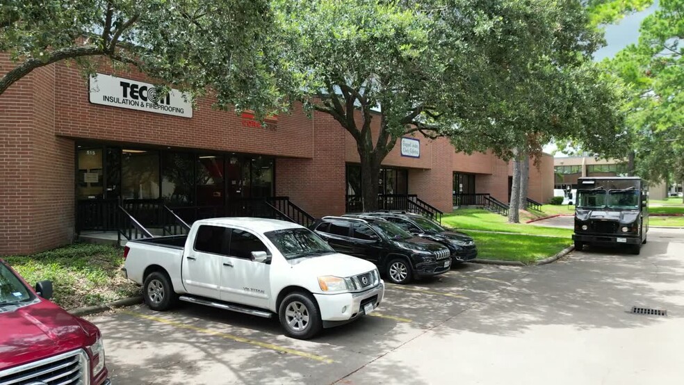 Primary Photo Of 500-525 Garden Oaks Blvd, Houston Warehouse For Lease