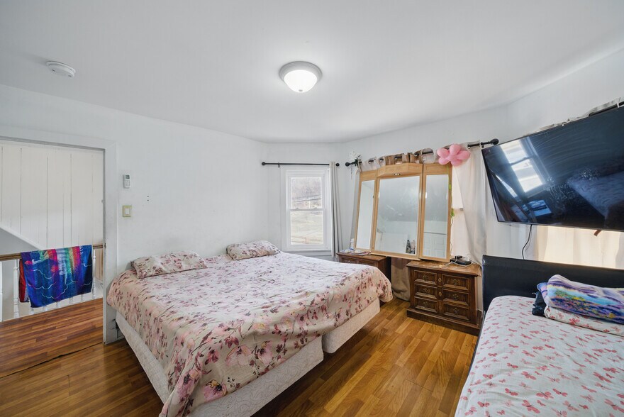 More Photos Of 203 E Blackwell St, Dover Multifamily For Sale