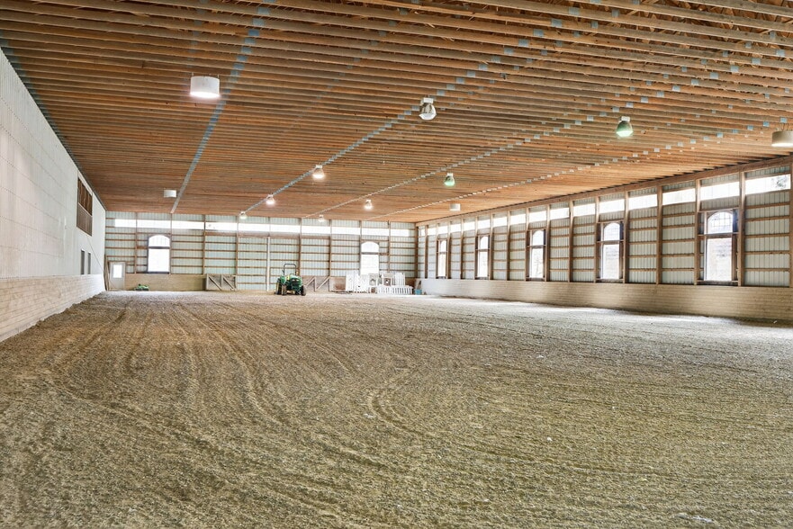 More Photos Of 2121 Church View Rd, Coopersburg Horse Stables For Sale