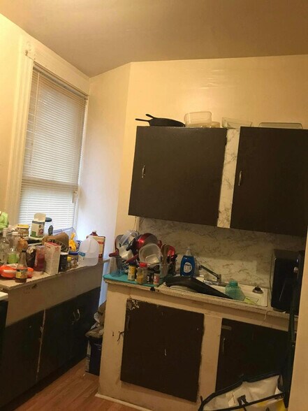 More Photos Of 415 Dewey St, Waycross Apartments For Sale