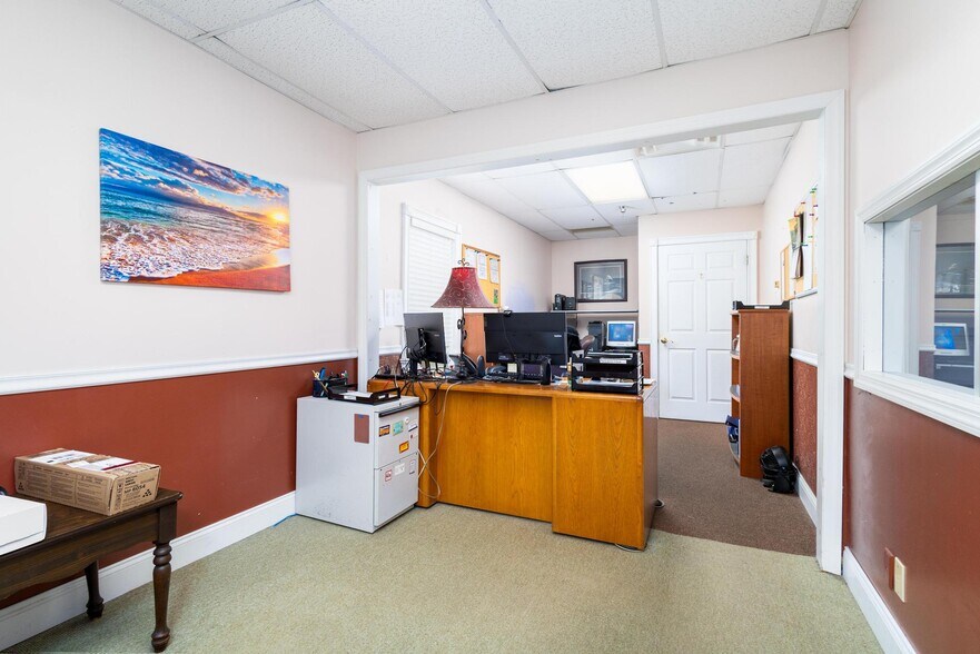 More Photos Of 3045 Pennsylvania Ave, Weirton Medical For Sale