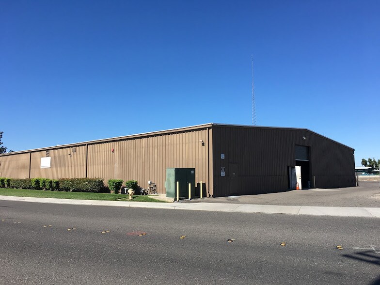 More Photos Of 1137 Graphics Dr, Modesto Warehouse For Lease