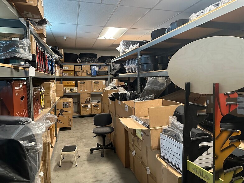 More Photos Of 1970 Lake Blvd, Davis Medical For Sale