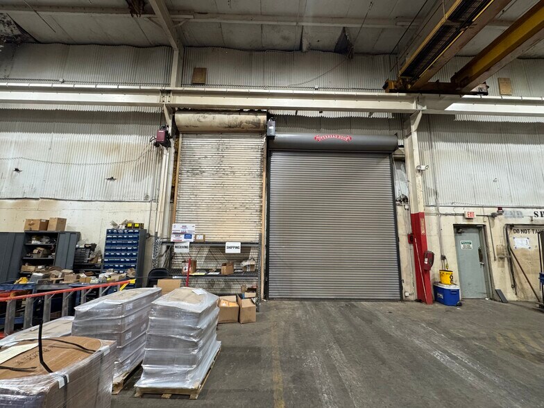 More Photos Of 2300 Michigan St, Hammond Warehouse For Lease