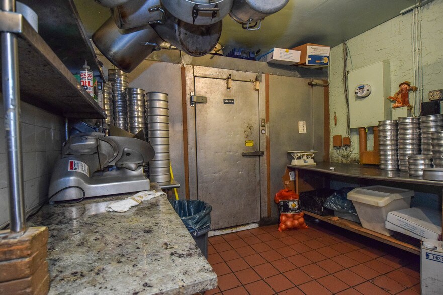 More Photos Of 136 New Jersey Ave, Absecon Restaurant For Sale