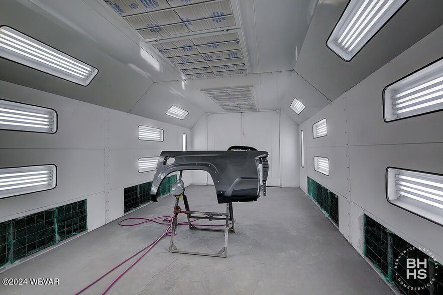 More Photos Of 102 S Henderson St, Lock Haven Auto Repair For Sale