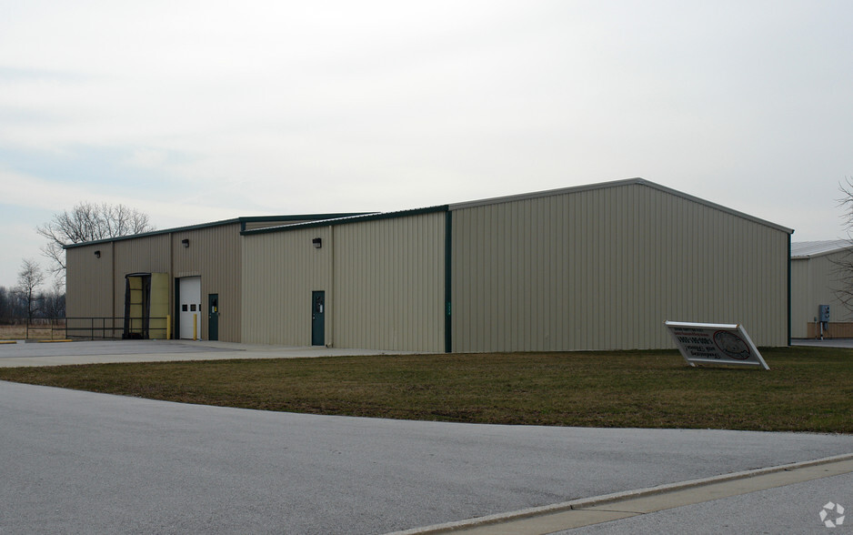 Primary Photo Of 1374 Bellard Dr, Bowling Green Manufacturing For Lease