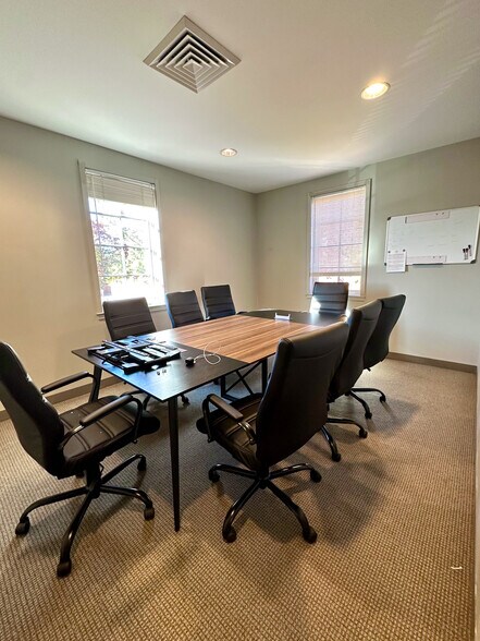 More Photos Of 2010 S 8th St, Saint Louis Office For Lease