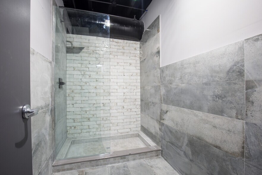 More Photos Of 749 E 135th St, Bronx Office For Sale