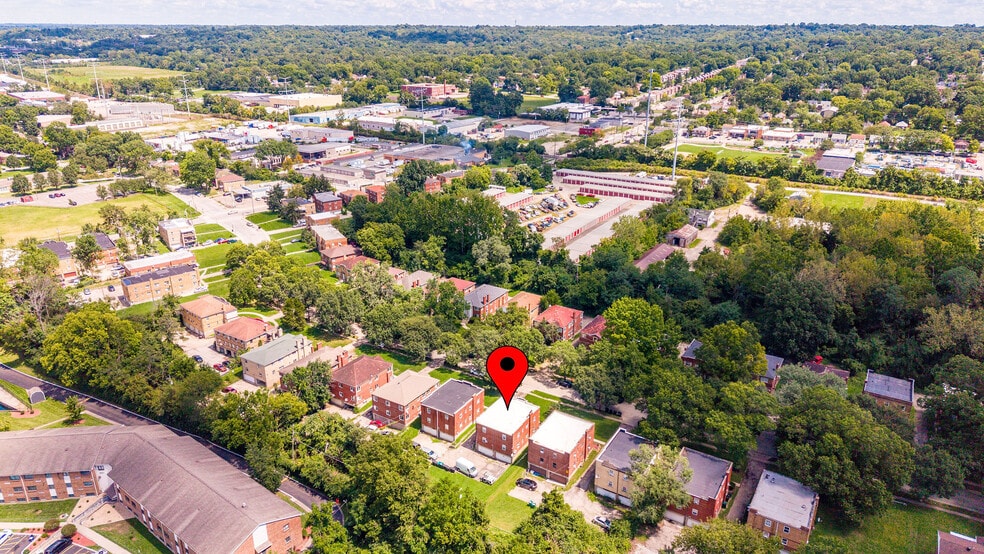More Photos Of 7119 Eastlawn Dr, Cincinnati Apartments For Sale