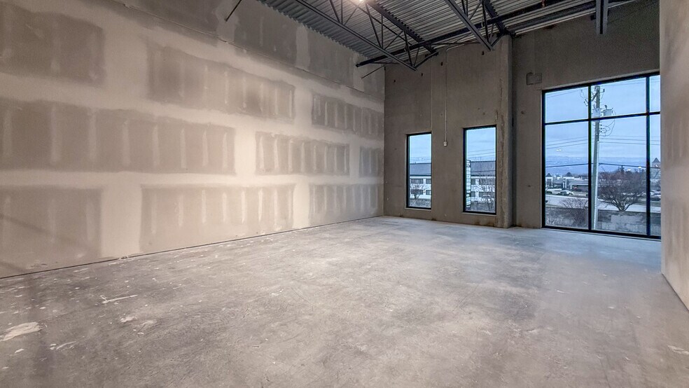 More Photos Of 3240 48 Av, Vernon Unknown For Lease