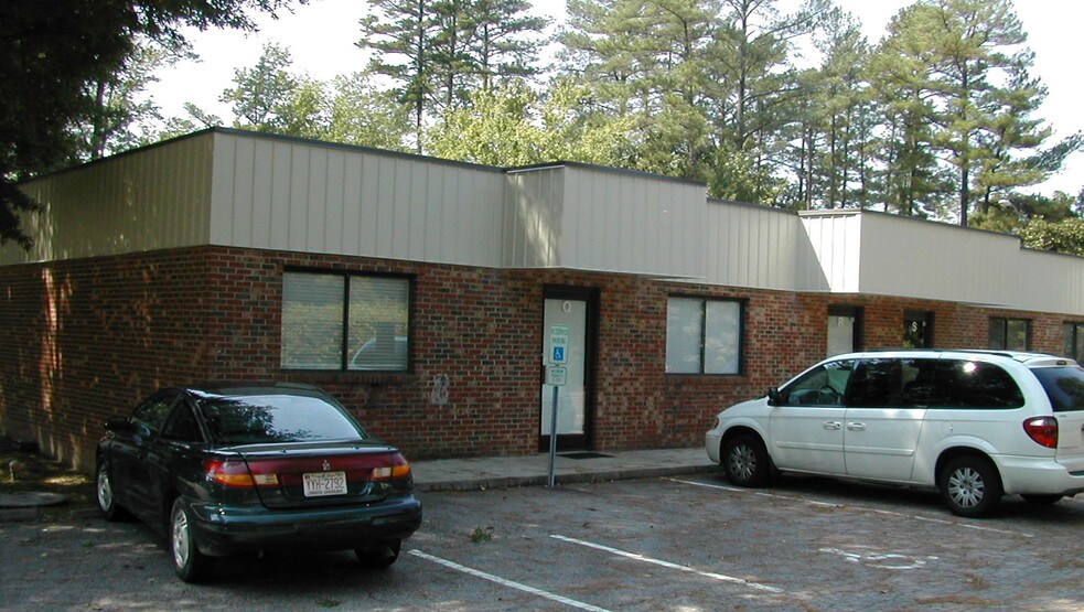 More Photos Of 101 Woodwinds Industrial Ct, Cary Flex For Lease