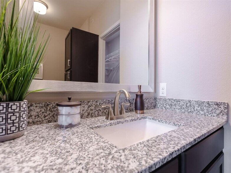 More Photos Of 11010 Twenty Mile Rd, Parker Apartments For Lease