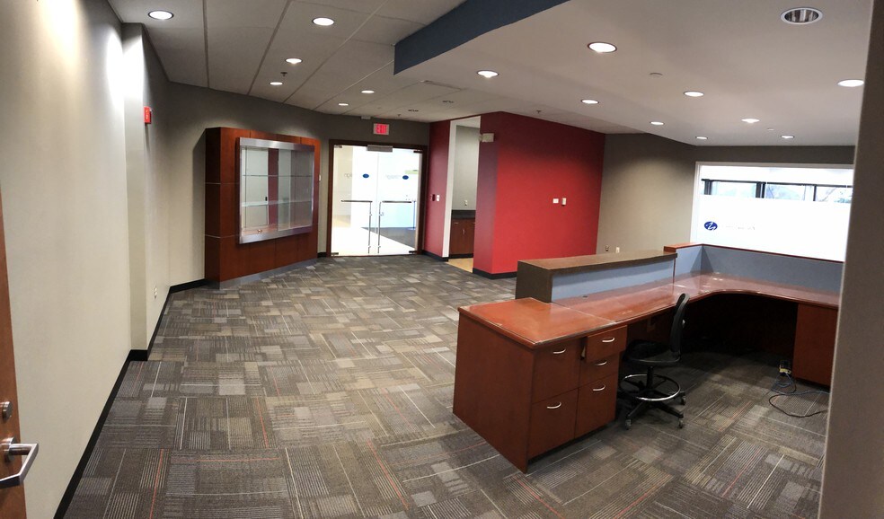 More Photos Of 1 Highwood Dr, Tewksbury Unknown For Lease