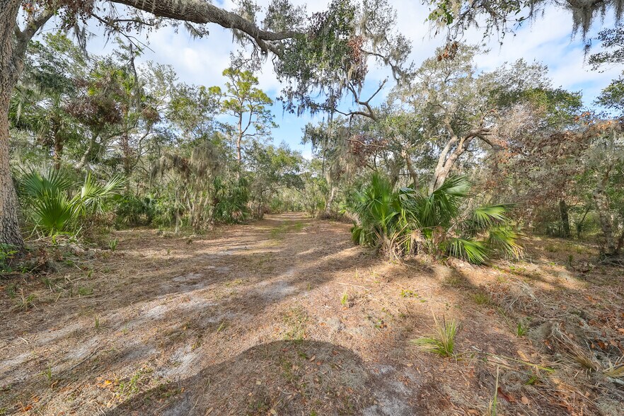 More Photos Of 8839 Richmond St, Gibsonton Land For Sale