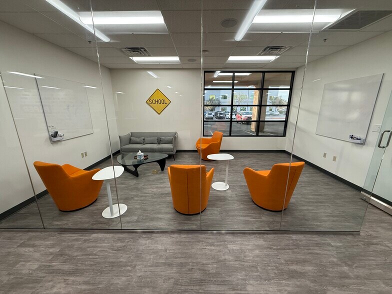 More Photos Of 319 E Warm Springs Rd, Las Vegas Medical For Lease