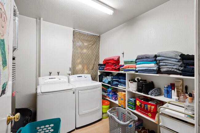 More Photos Of 241 El Camino Real, Menlo Park Storefront Retail Office For Sale