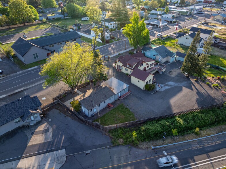 More Photos Of 143 S Main St, Phoenix Office For Sale