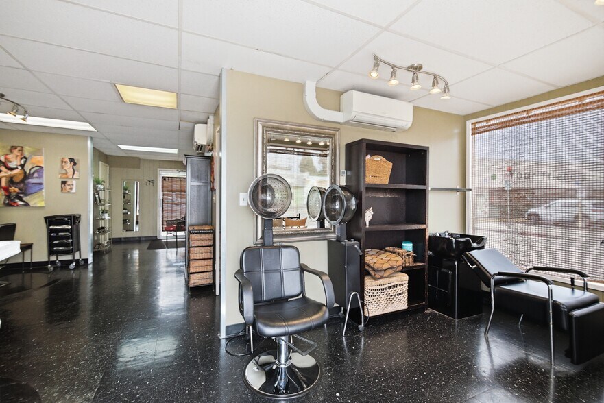 More Photos Of 13122 W Washington Blvd, Los Angeles Freestanding For Sale