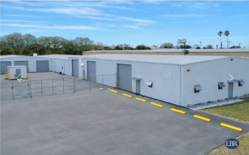 Primary Photo Of 420 Shearer Blvd, Cocoa Manufacturing For Lease