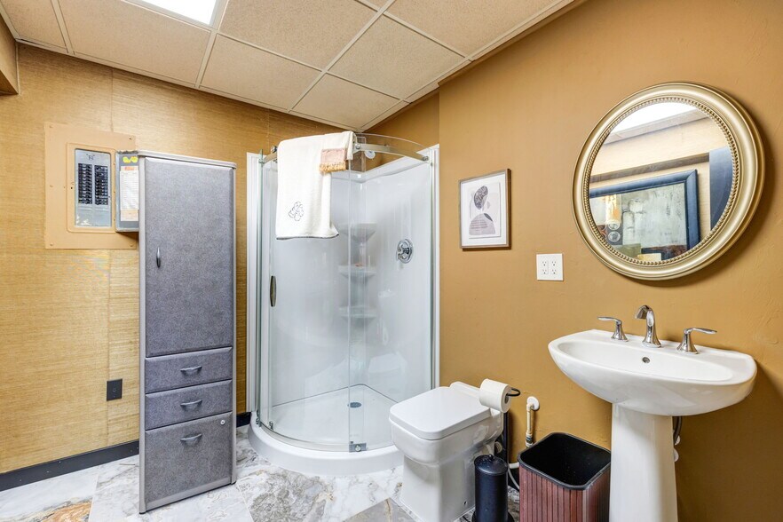 More Photos Of 101 Madeira Ave, Coral Gables Medical For Sale