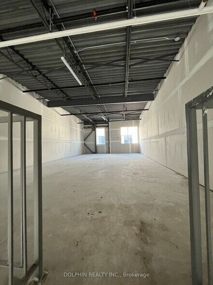 More Photos Of 5266 Solar Dr, Mississauga Industrial For Sale