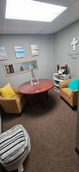 More Photos Of 11203 N Buntrock Ave, Mequon Loft Creative Space For Lease