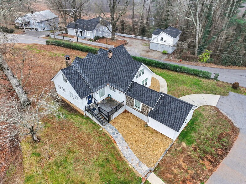 More Photos Of 783 Grove St N, Dahlonega Office For Sale