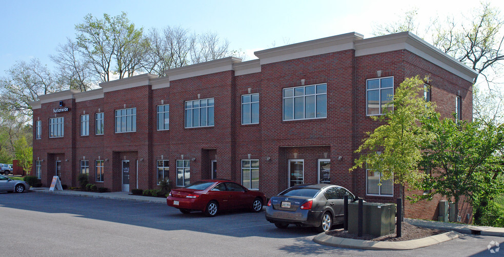 Primary Photo Of 180 N Belvedere Dr, Gallatin Office For Lease