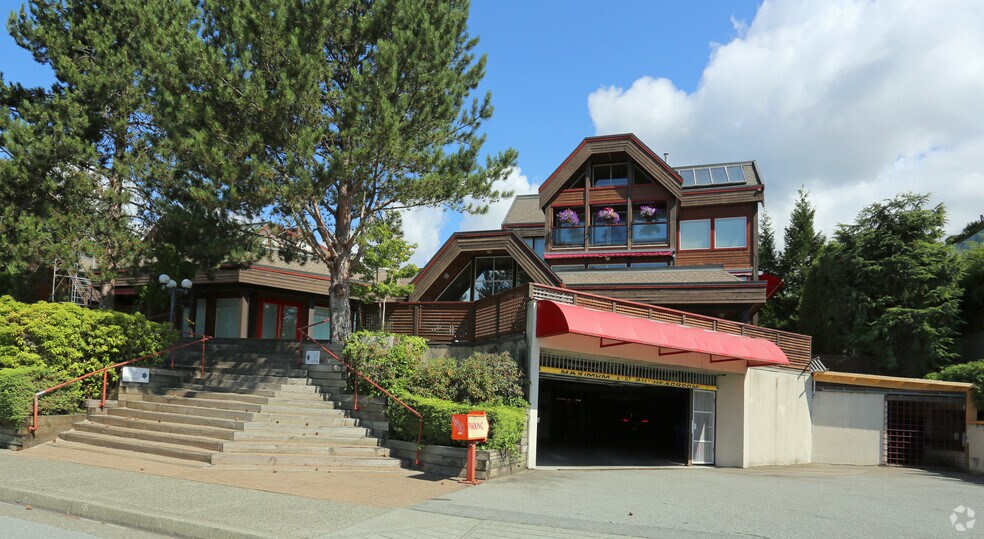 More Photos Of 3711-3763 Delbrook Ave, North Vancouver General Retail For Lease