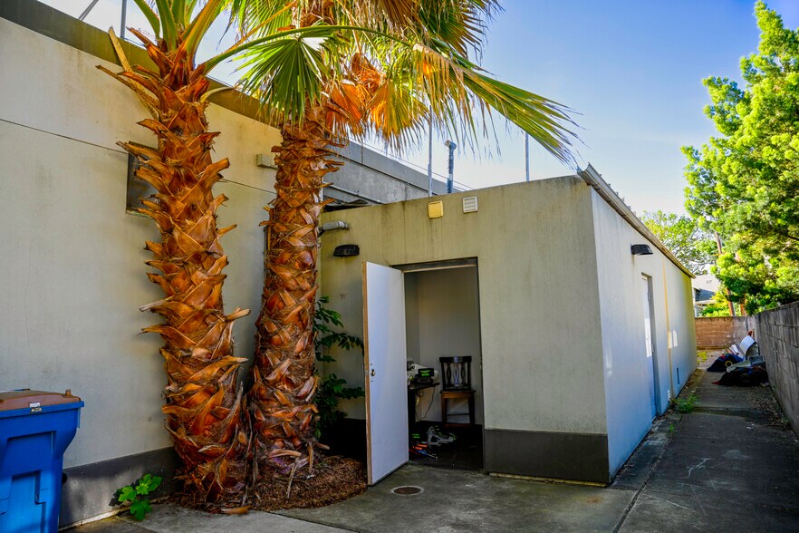 More Photos Of , Sacramento Specialty For Sale