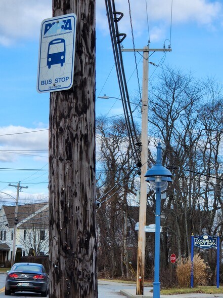 More Photos Of 1084 W Shore Rd, Warwick Garden Center For Lease