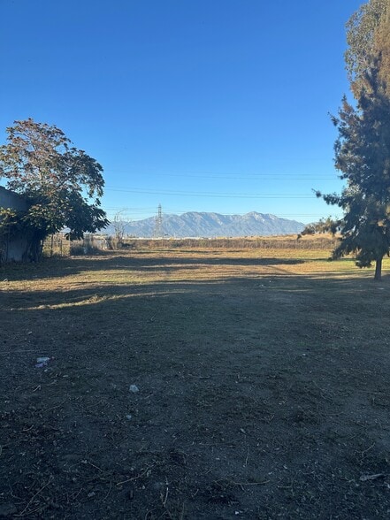 More Photos Of 0 Edison Ave, Ontario Land For Sale