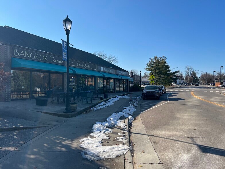More Photos Of 9402-9420 Towne Square Ave, Blue Ash Office For Lease