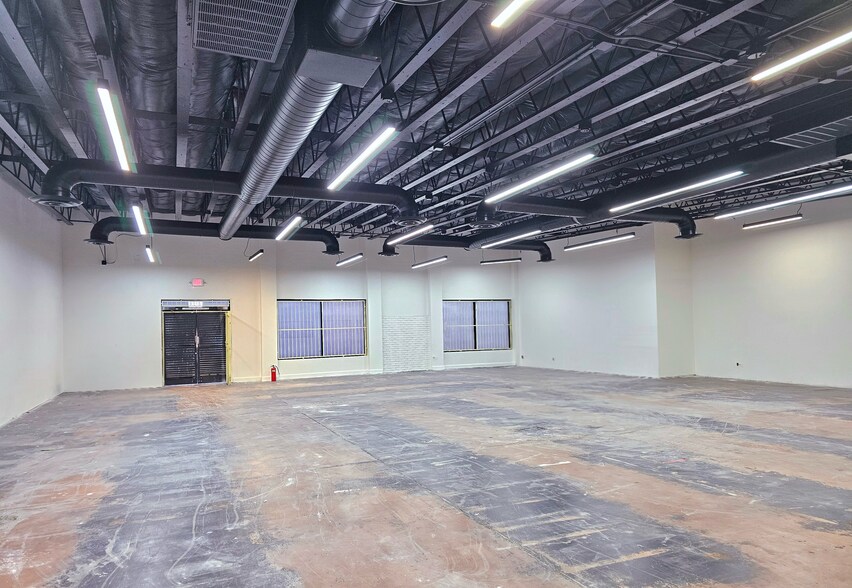 More Photos Of 4730 Spring Mountain Rd, Las Vegas Freestanding For Lease