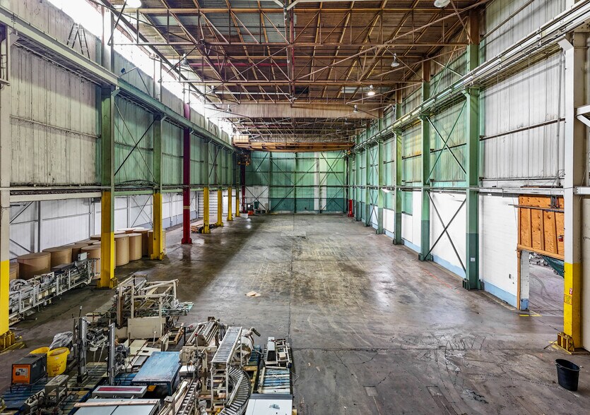 More Photos Of 294 Gambee Rd, Geneva Warehouse For Sale