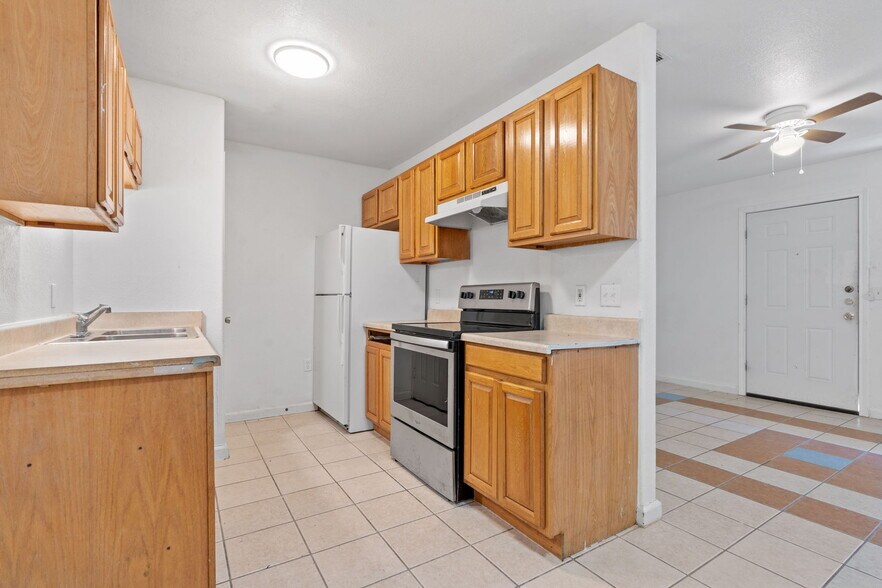 More Photos Of 8207 Sam Rayburn Dr, Austin Apartments For Sale