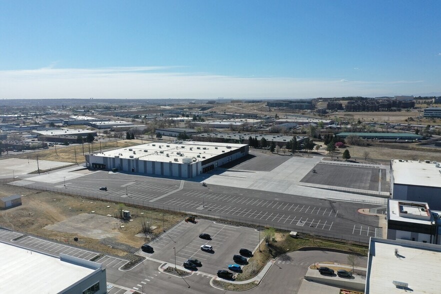 More Photos Of 2567 W Midway Blvd, Broomfield Manufacturing For Lease