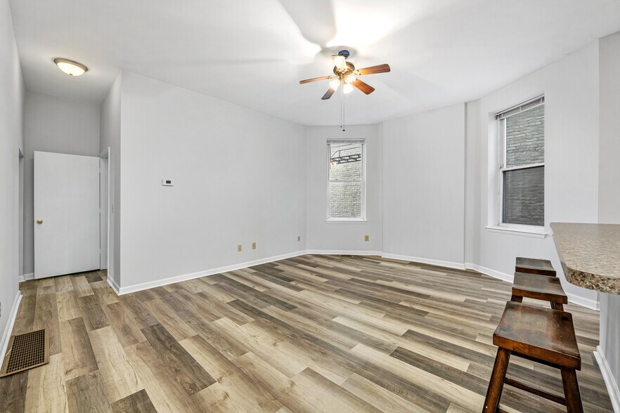 More Photos Of 3213 Vine St, Cincinnati Apartments For Sale