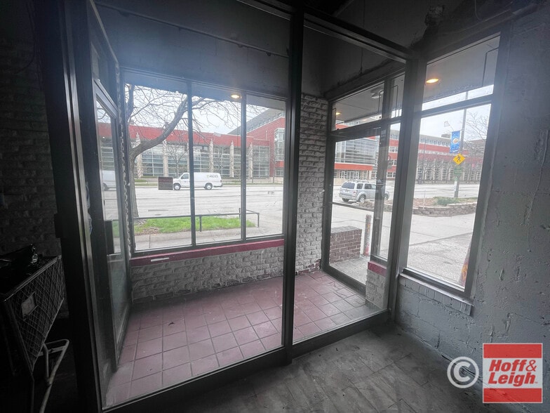 More Photos Of 1830 Superior Ave, Cleveland Flex For Sale