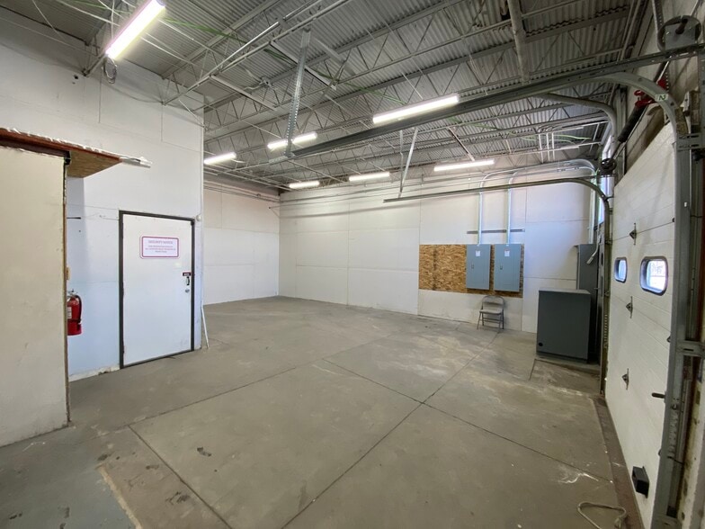 More Photos Of 601 S Jason St, Denver Warehouse For Lease