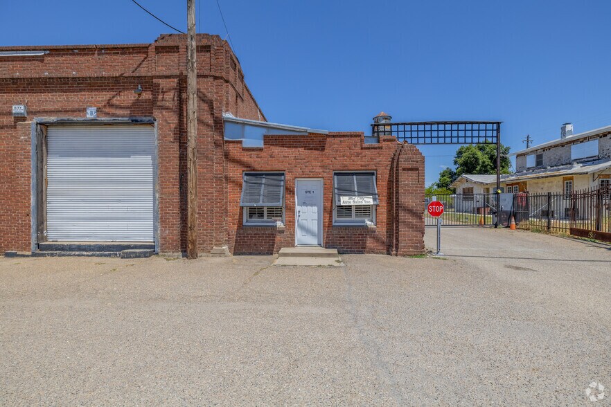 More Photos Of 1649 E Victor Rd, Lodi Distribution For Lease