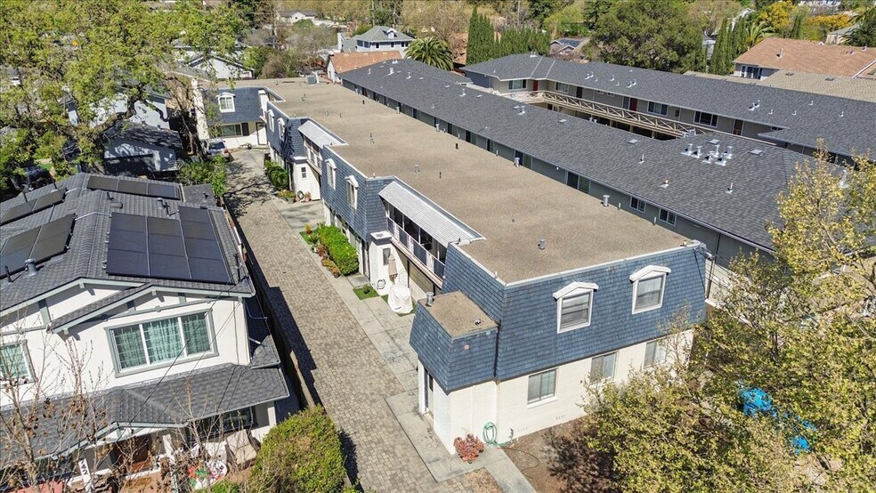 More Photos Of 736 Madison Ave, Redwood City Apartments For Sale