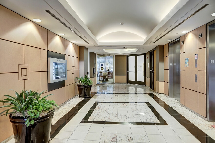 More Photos Of 12946 Dairy Ashford Rd, Sugar Land Medical For Lease