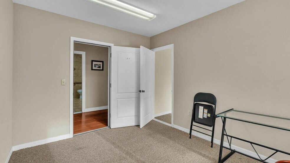 More Photos Of 415 E Main St, Bartow Office For Lease