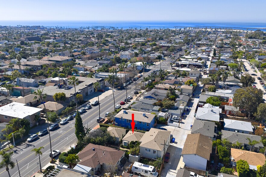 More Photos Of 4618 Voltaire St, San Diego Multifamily For Sale