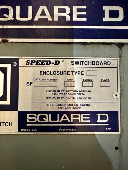 More Photos Of 10701 San Fernando Rd, Pacoima Warehouse For Lease