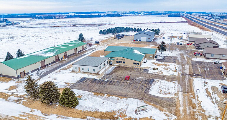 More Photos Of 221 2nd Ave SW, Byron Medical For Sale