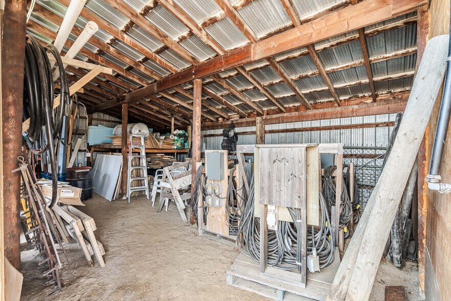 More Photos Of PT SE 10-50-2 W4, Blackfoot Trailer Camper Park For Sale